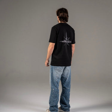 Camiseta ArtDist The Jar Negra Regular Fit