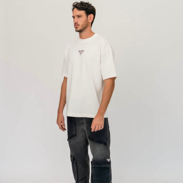 Camiseta ArtDist Script Ivory Regular Fit