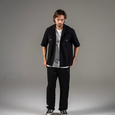 Camisa ArtDist Mistral Negra Boxy Fit