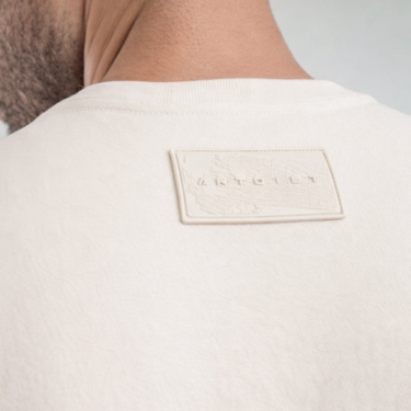 Camiseta ArtDist Essence Ivory Regular Fit