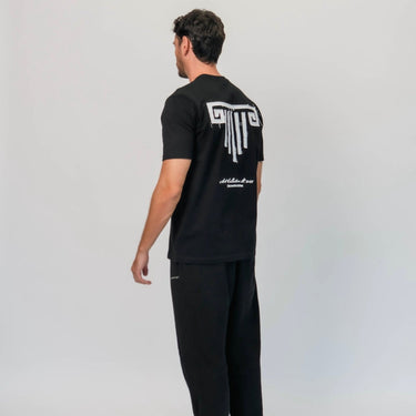 Camiseta ArtDist Signature Negra Regular Fit