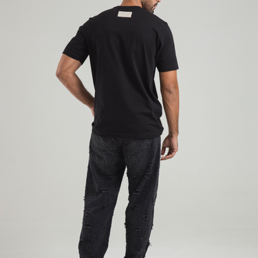 Camiseta ArtDist Essence Negra Regular Fit