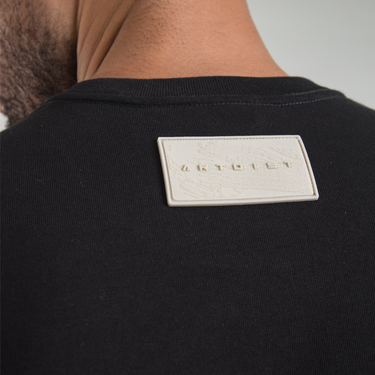 Camiseta ArtDist Essence Negra Regular Fit
