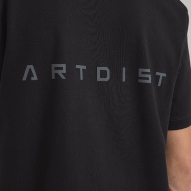Camiseta ArtDist Doric Negra Regular Fit