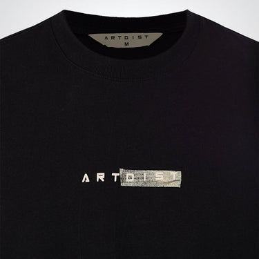 Camiseta ArtDist Verse Negra Regular Fit