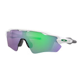 "Gafas Oakley Rad Ev Path con montura de color blanco y lentes a juego de color prizm jade."