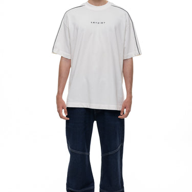 Camiseta ArtDist Cut Ivory Semioversized Fit
