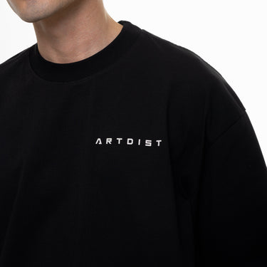Camiseta ArtDist Apex Negra Semioversized Fit